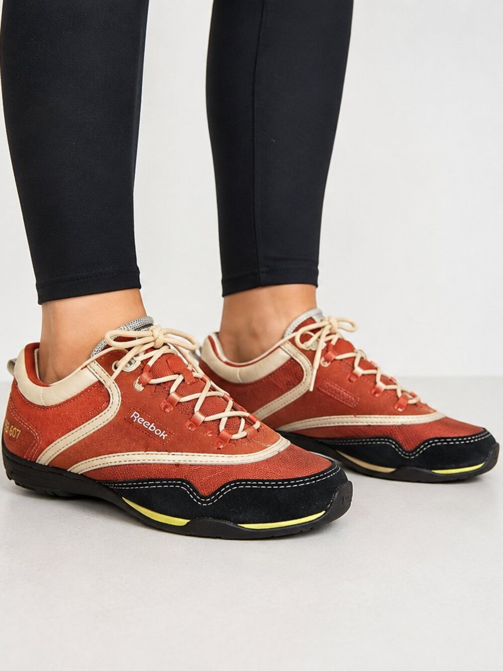 Reebok RB 607 Women’s Cross Training Gym Sneakers Orange Red Size 8.5